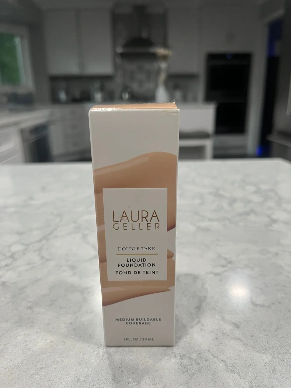 LAURA GELLER DOUBLE TAKE LIQUID FOUNDATION;—LIGHT